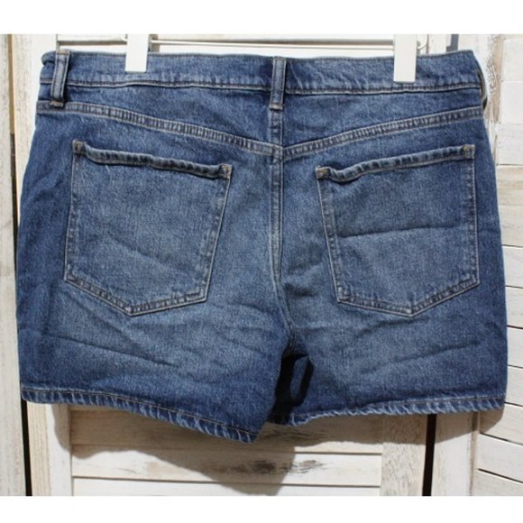Banana Republic CLASSIC DENIM SHORT (993) - Picture 5 of 7